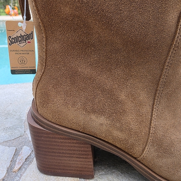 Vince Camuto NWT Kortimy Suede Boots In Camel Size 8 Wide - Picture 2 of 11